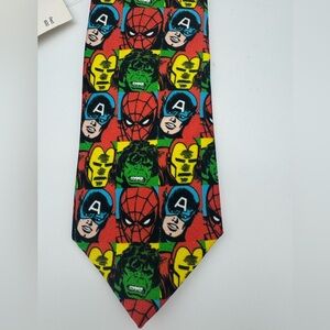 NWT Marvel Avengers 100% silk neck Tie adjustable boys zip on Ironman hulk